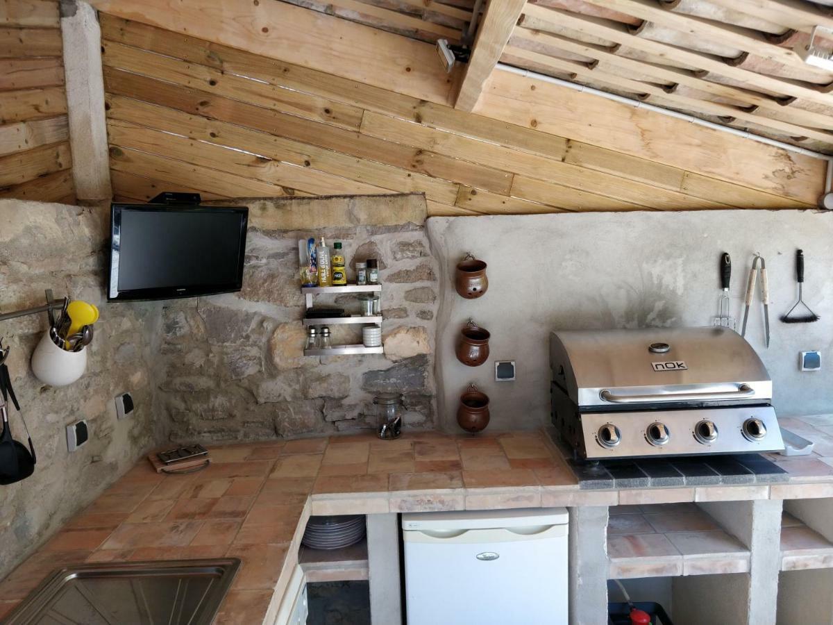 Gîte d'Emma Lauret  Extérieur photo